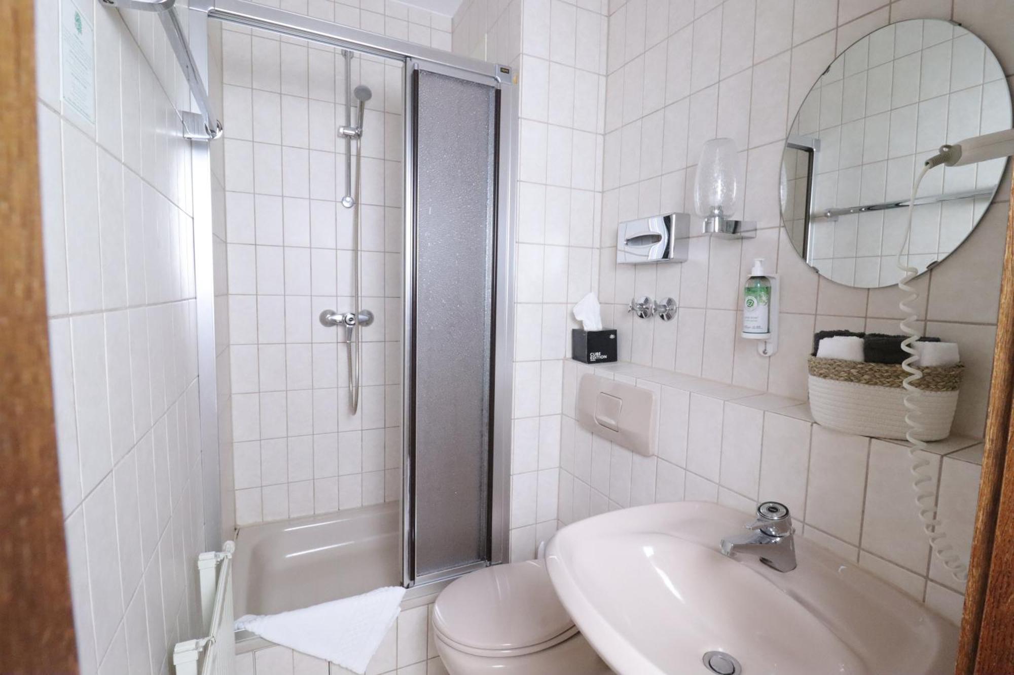Hotel Kurparkblick Bad Bergzabern Luaran gambar