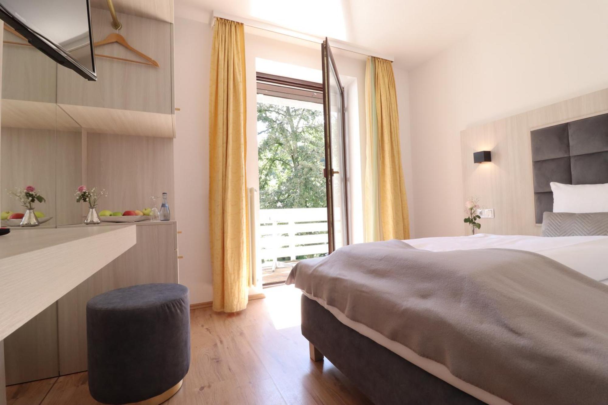 Hotel Kurparkblick Bad Bergzabern Luaran gambar